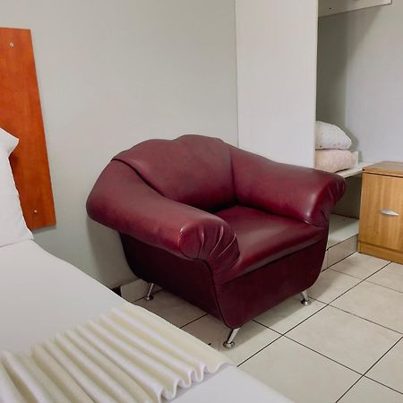 Sunrise Guest Inn Pretoria-Noord Dış mekan fotoğraf