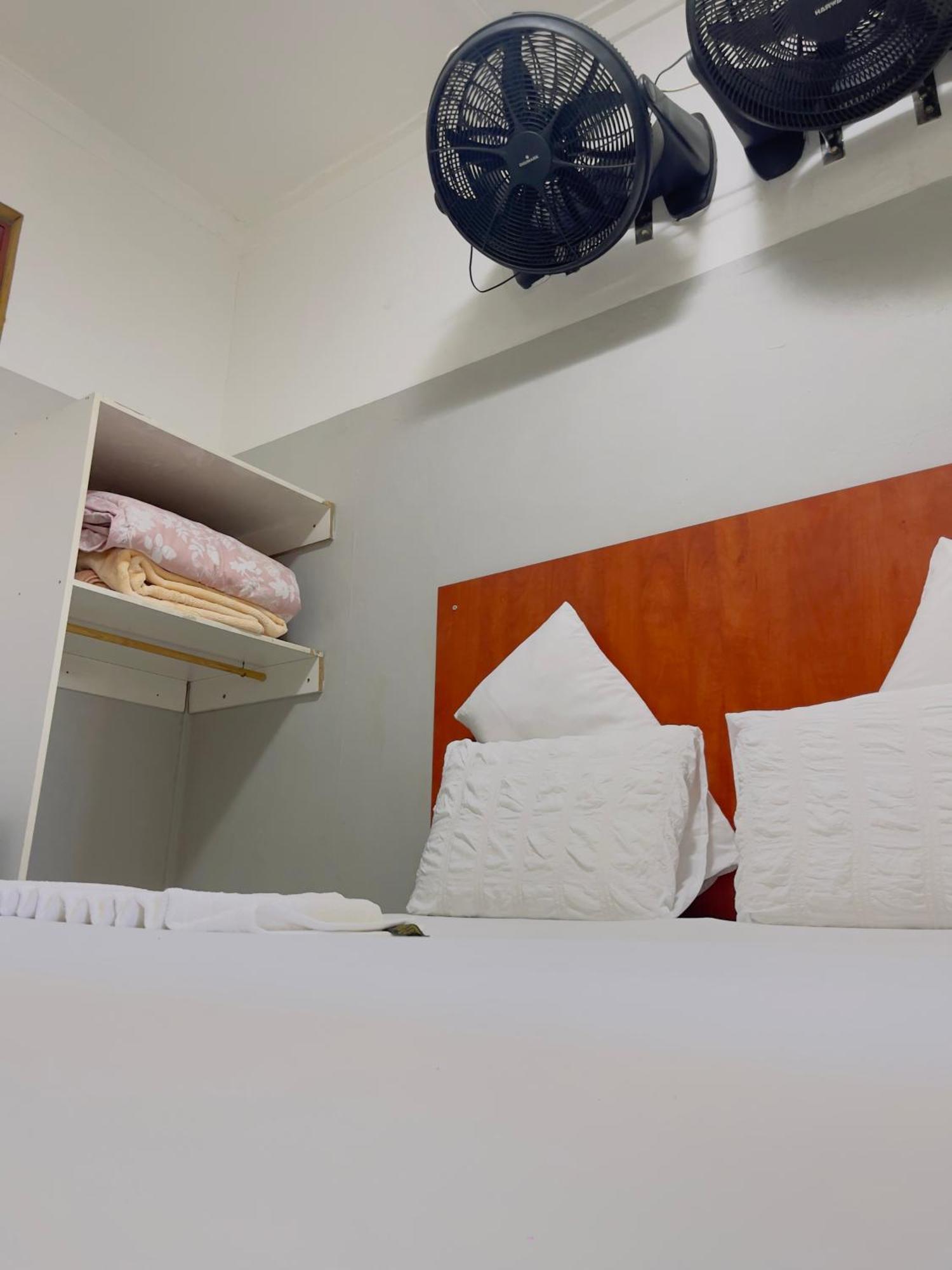 Sunrise Guest Inn Pretoria-Noord Dış mekan fotoğraf